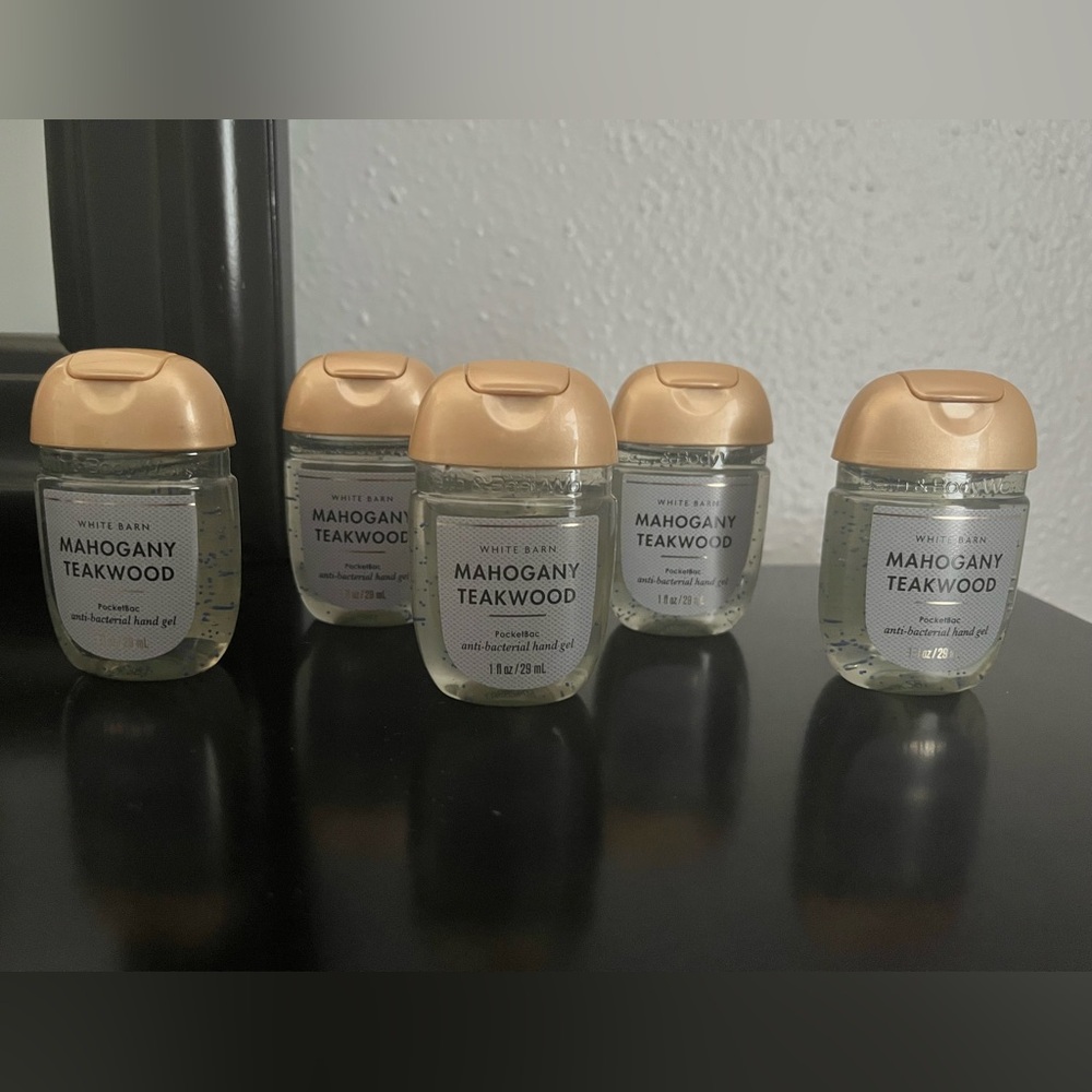 Bath and Body Works MAHOGANY TEAKWOOD hand sanitizer x5